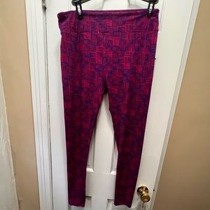 LuLaRoe tall and curvy leggings